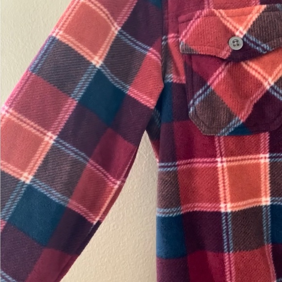 FREEDOM FOUNDRY Men’s Soft Fleece Shacket Button Down Shirt SIZE S NWOT - Picture 2 of 11